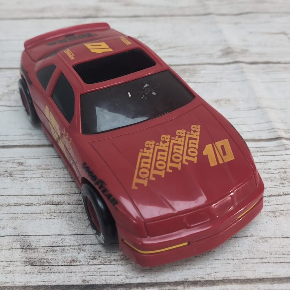 vintage 1993 Tonka #10 Race Team toy car